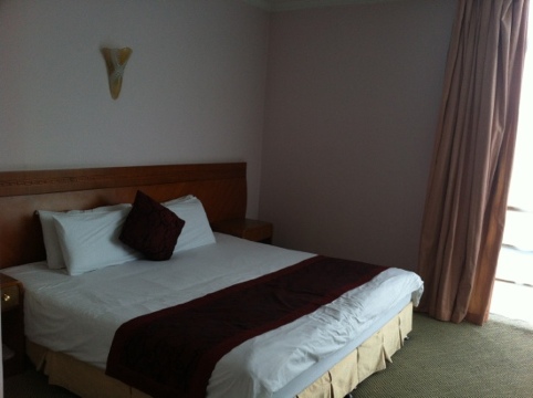 东亚体育宾馆-客卧