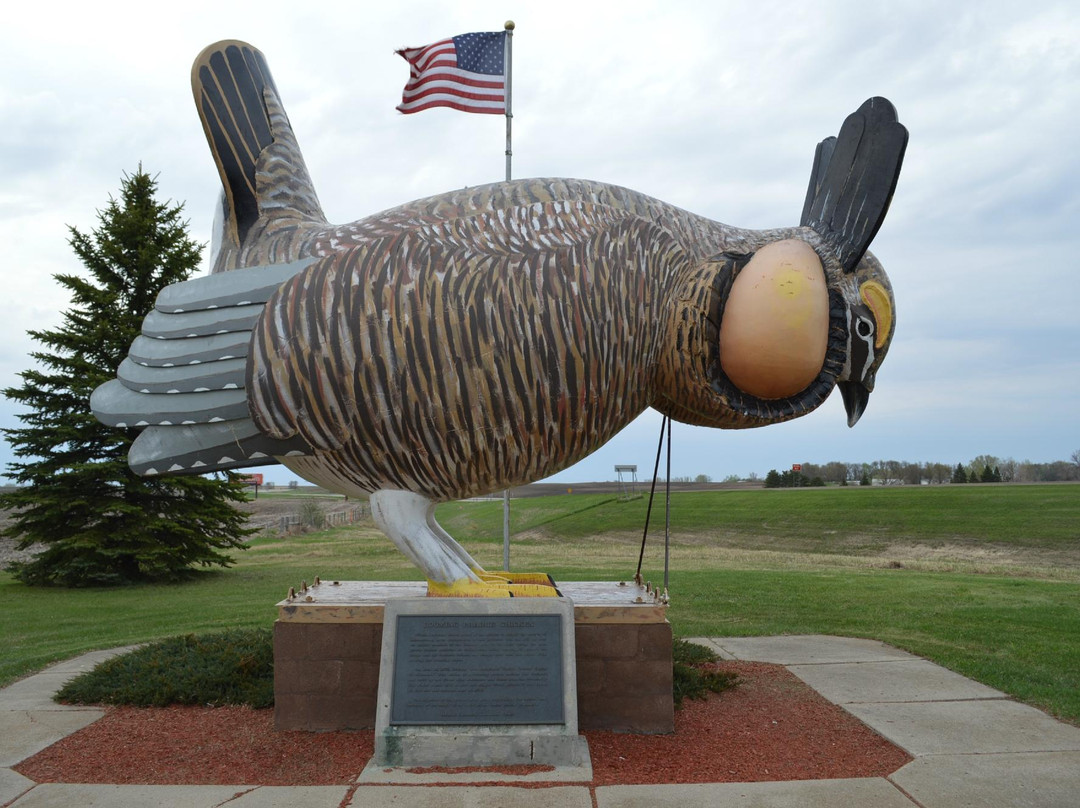 World's Largest Prairie Chicken-Rothsay必去景点