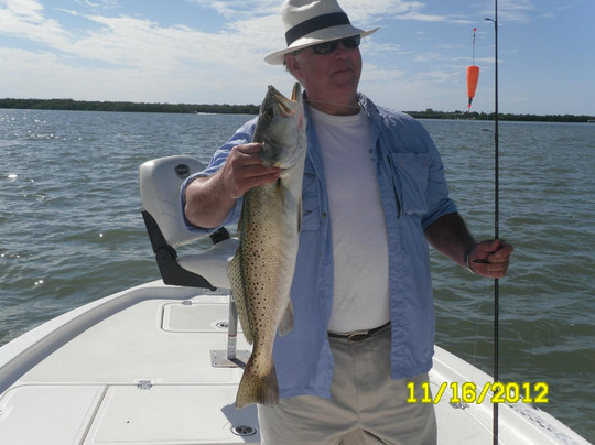 Paradise Charters-迈尔斯堡海滩必去景点