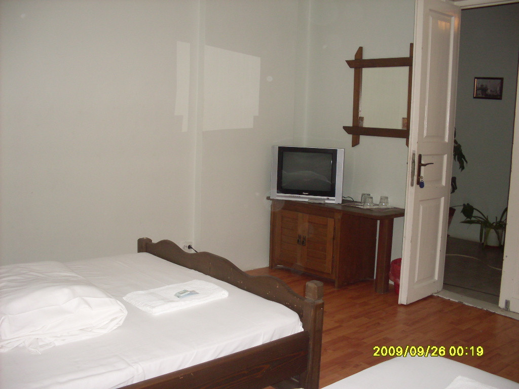 Sculeni酒店住宿-Oana Guest House