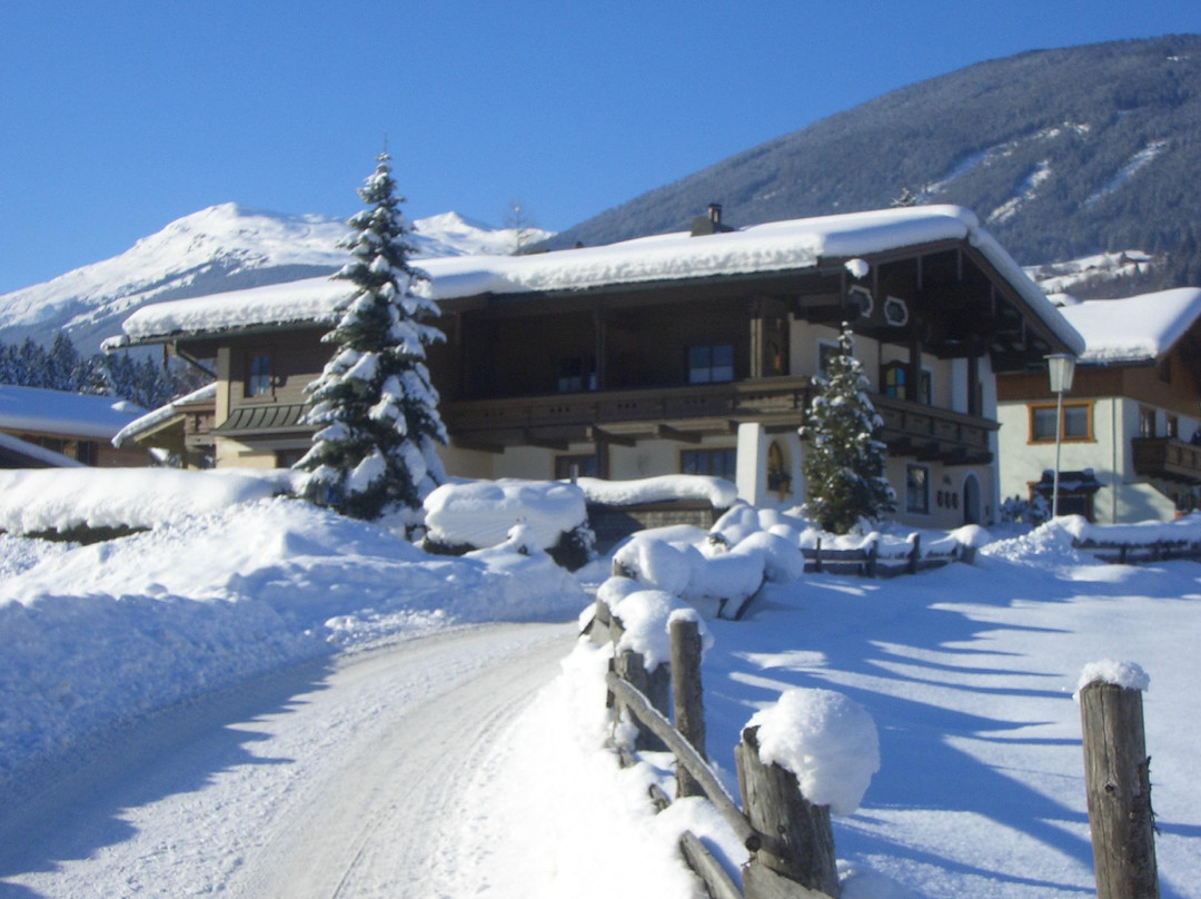 Neukirchen am Grossvenediger酒店住宿-Gästehaus Stotter