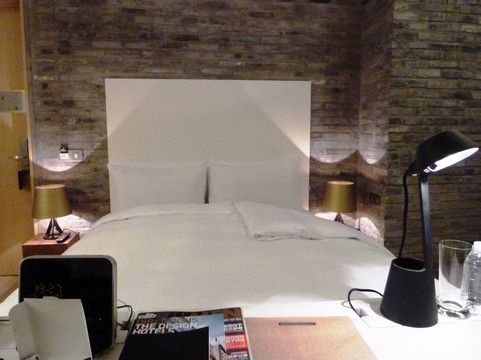 水舍时尚设计酒店主图