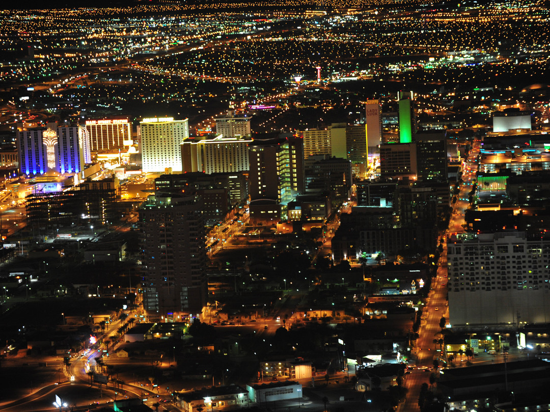 云霄塔-拉斯维加斯必去景点