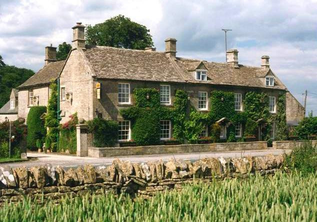 Sherborne酒店住宿-Inn For All Seasons