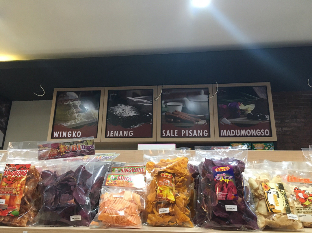 Wingko Babat Loe Lan Ing