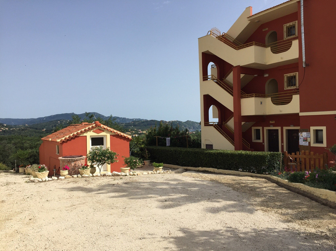 Lofos Apartments