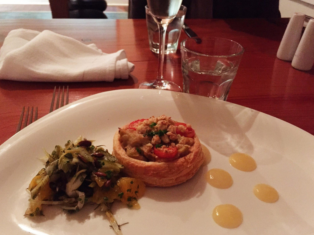 Eldorado餐馆和美食-The Plough Inn