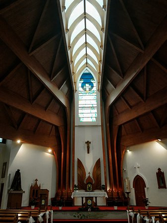 Holy Spirit Catholic Church景点图片