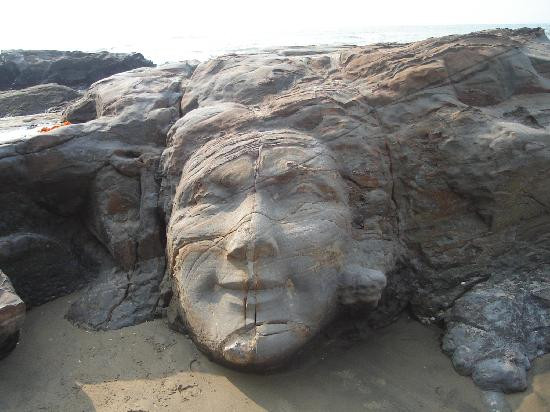 Vagator Beach景点图片
