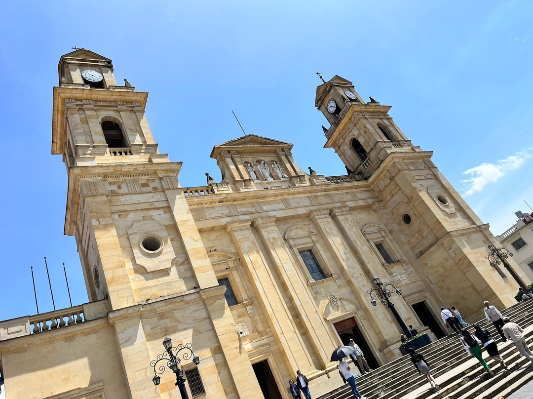 Plaza de Bolivar-Chiquinquira必去景点