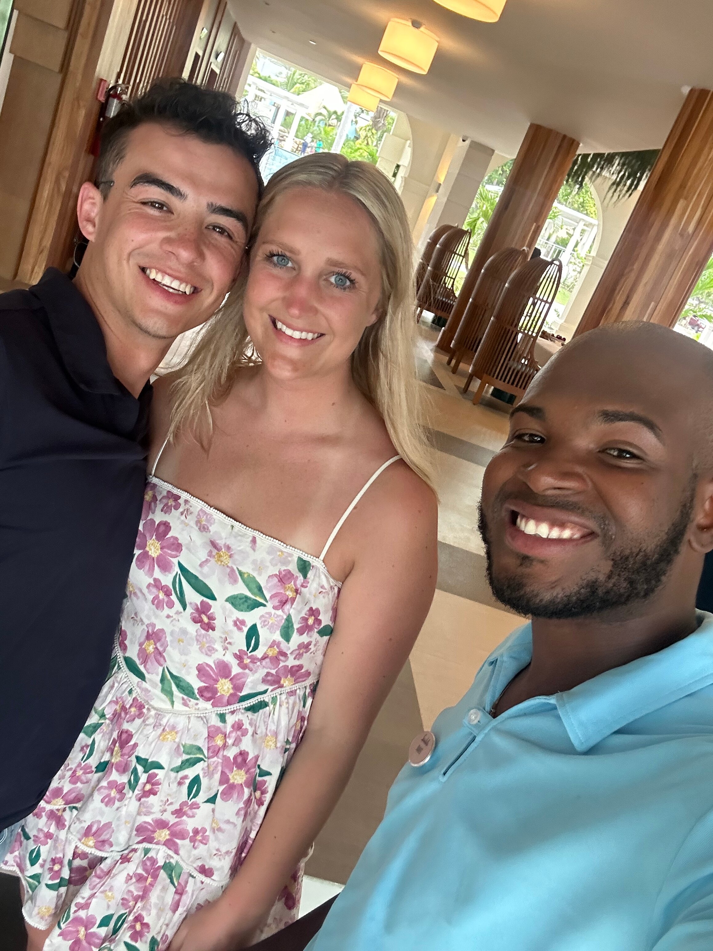 Sandals Dunn's River-官方