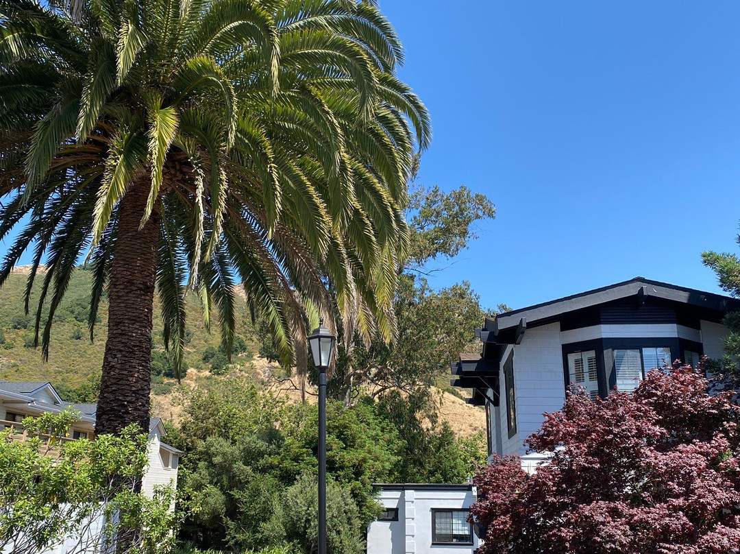 圣路易斯朗泉旅舍主图