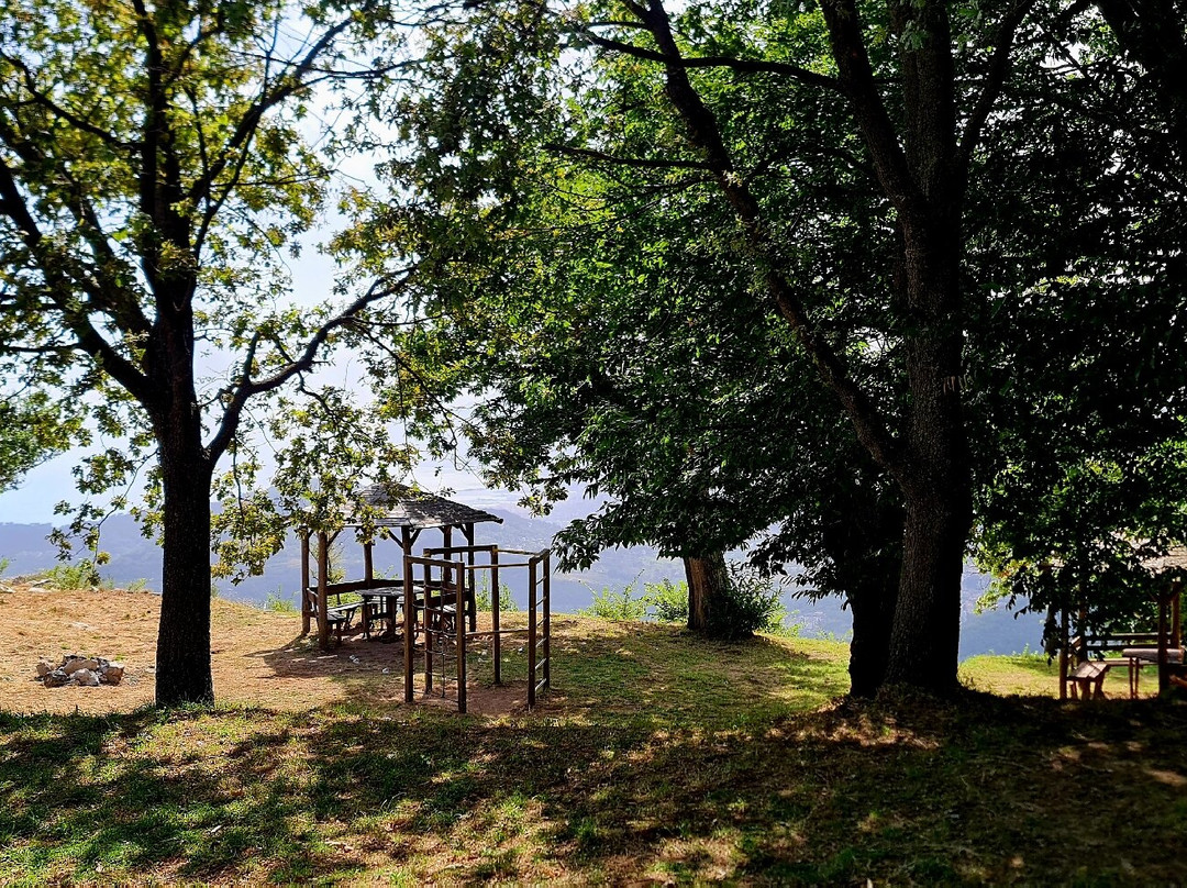 Santuario di Monte Tubenna-Castiglione del Genovesi必去景点