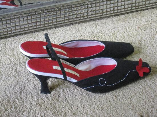 Shoe Making Experience Day Class景点图片