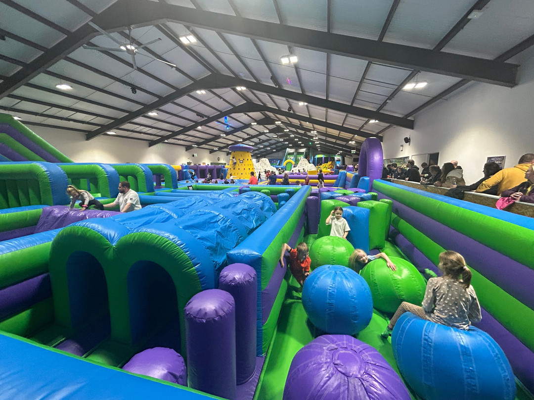 Rebound Trampoline Park景点图片