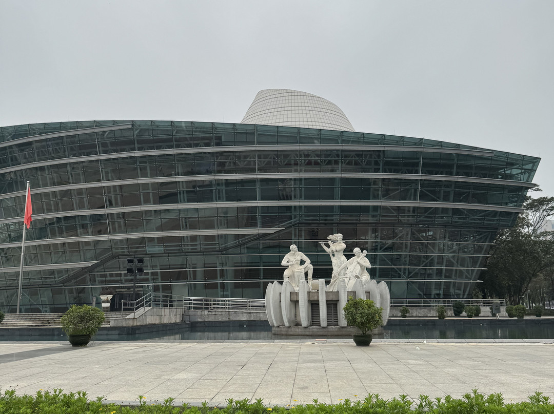 玉兰大剧院-东莞市必去景点