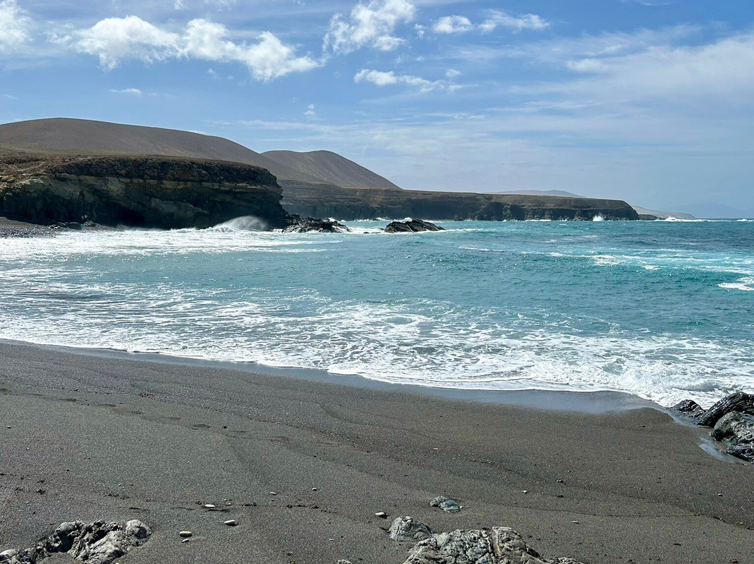 Playa De Ajuy景点图片