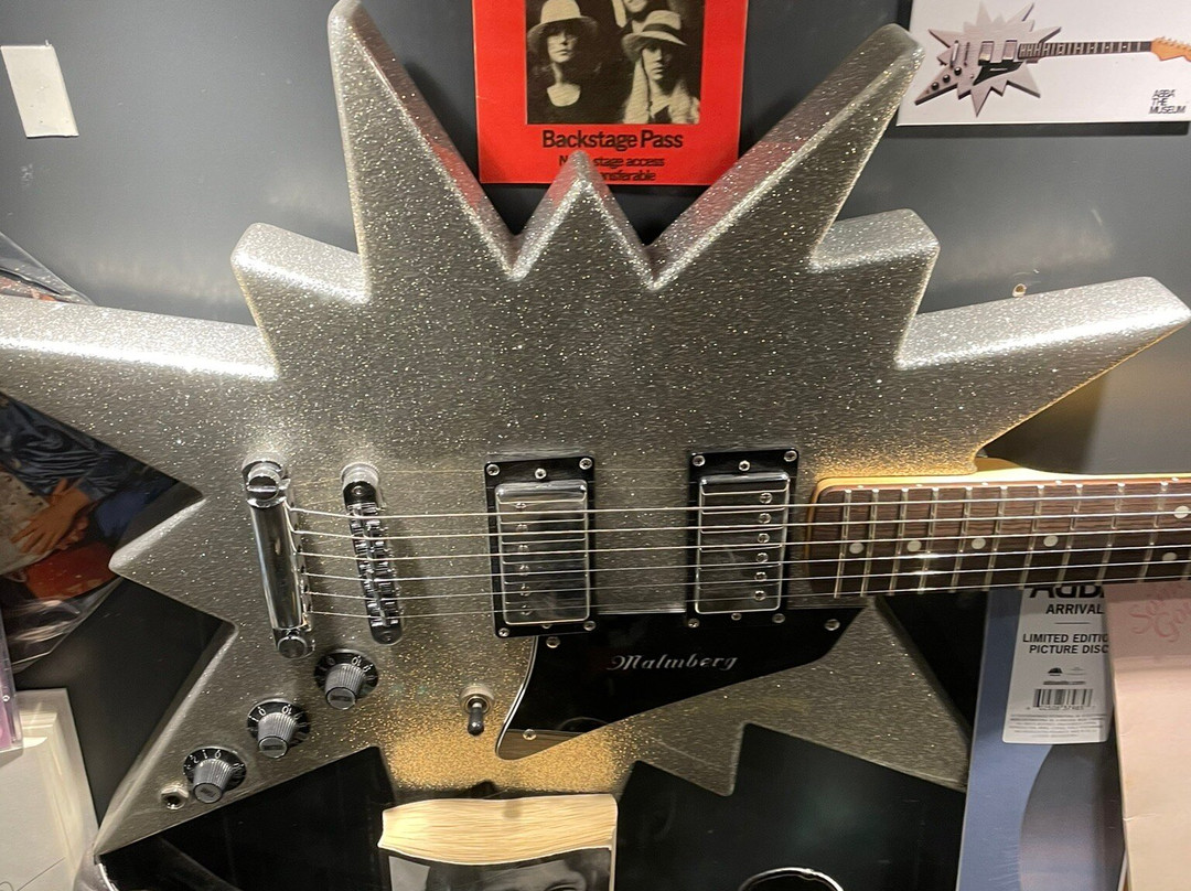 Guitars The Museum-于默奥必去景点