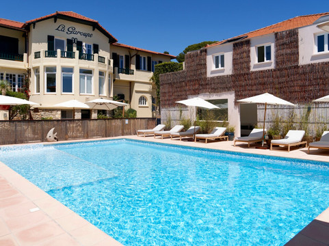 戈若普 - 戈蒂勒酒店主图