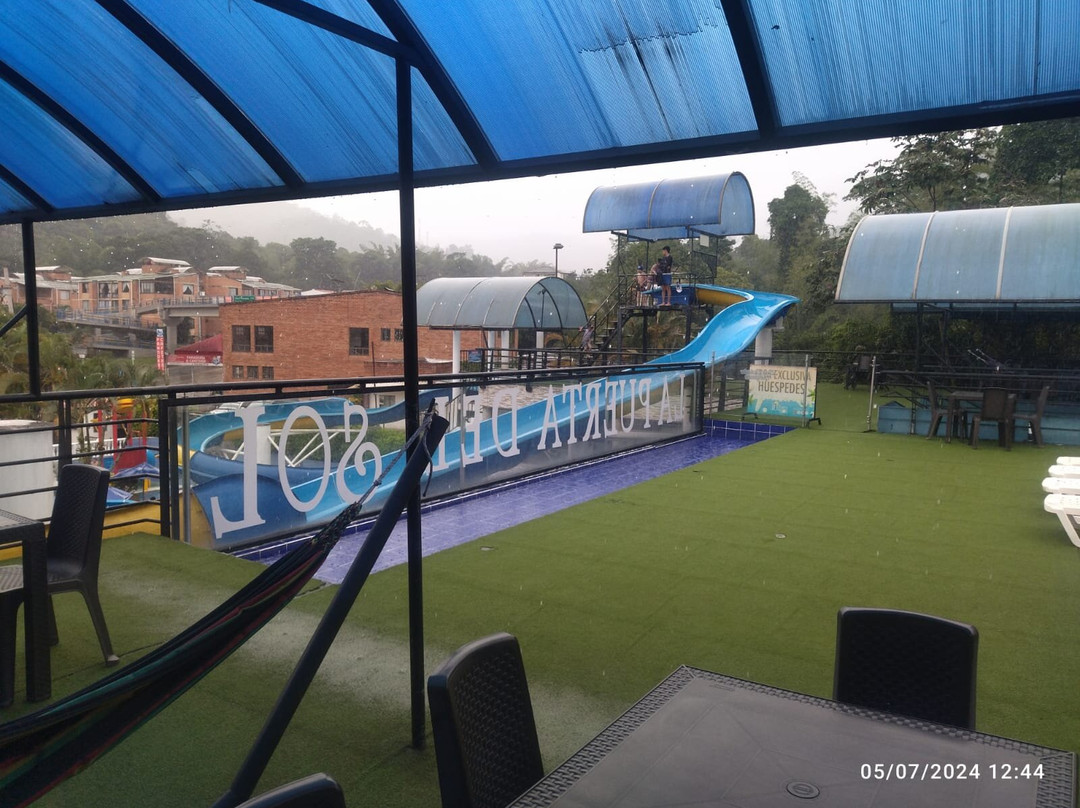 Hotel La Puerta del Sol主图