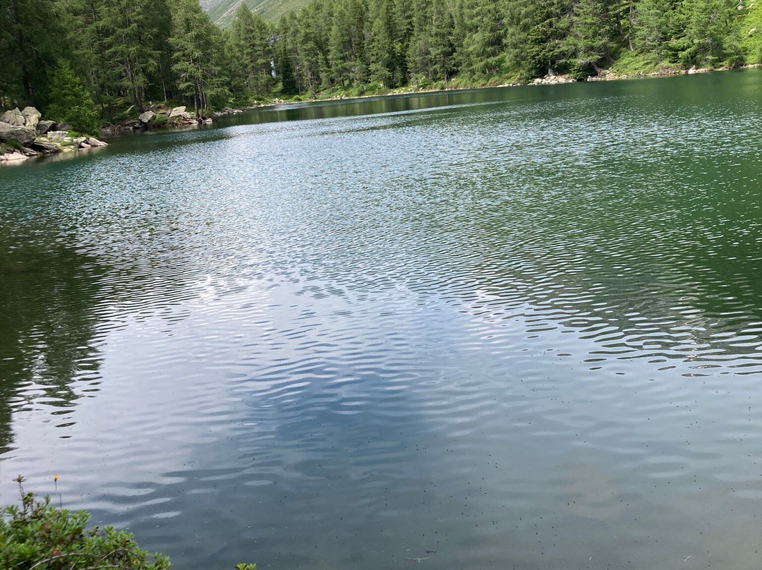 Lago Azzurro景点图片