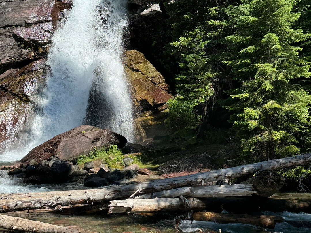 Baring Falls-冰河国家公园必去景点