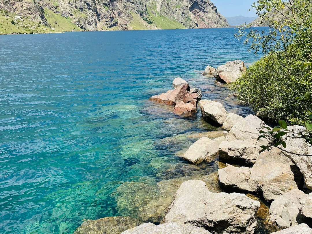 Etang de Soulcem-Auzat必去景点