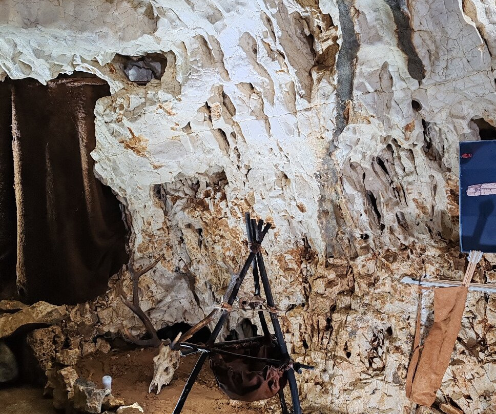 Grotte De Thaïs景点图片