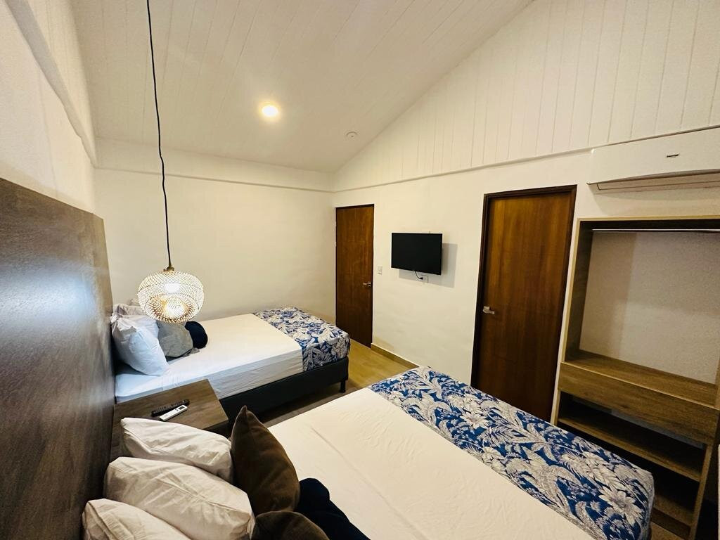 奥科塔尔民宿酒店主图