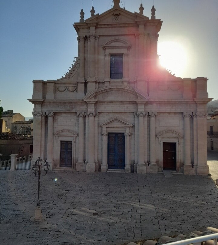 Chiesa Madre - Parrocchia Santa Maria delle Stelle-Comiso必去景点