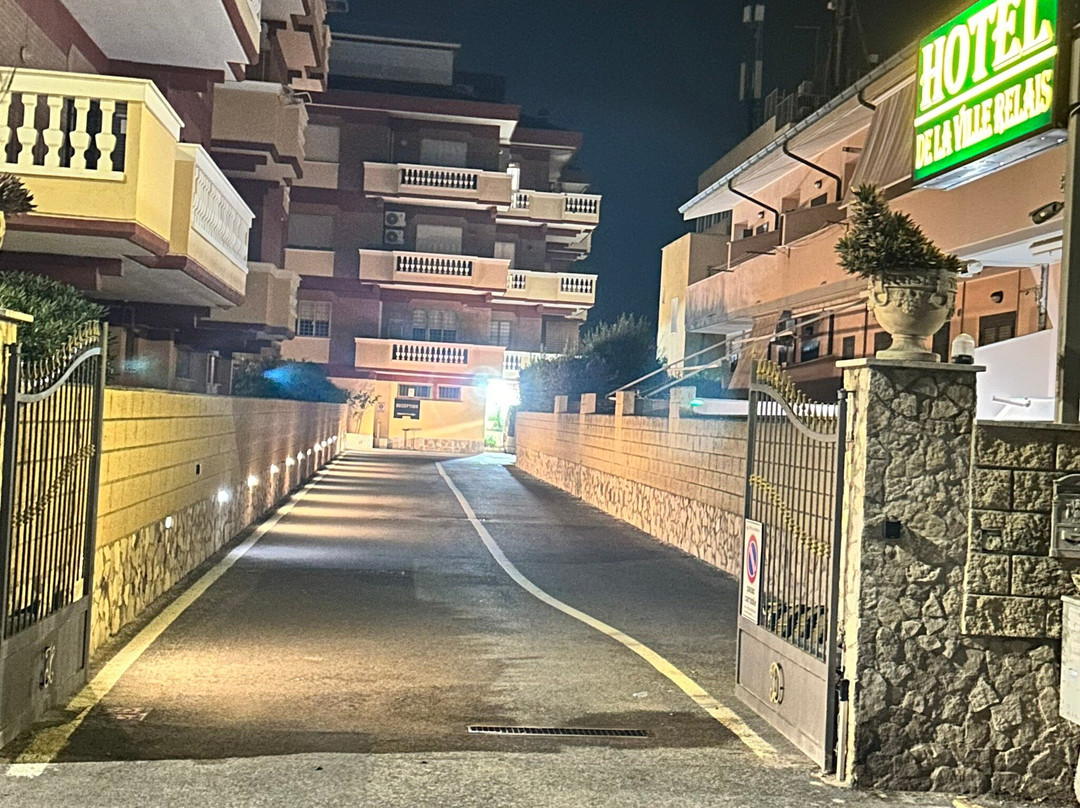 Hotel De La Ville Relais主图