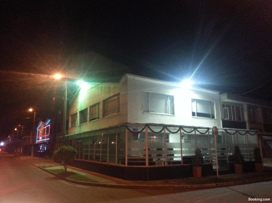 Chipaque酒店住宿-Hotel Feria Nova