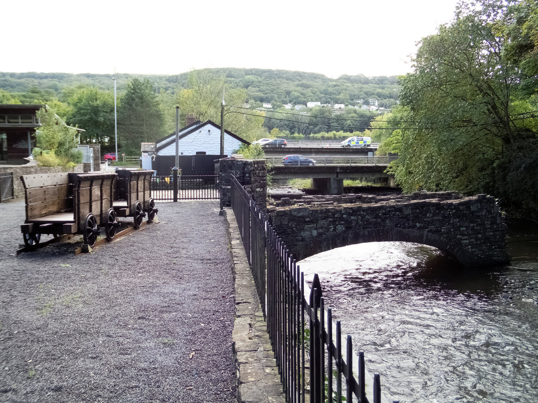 Aberdulais Tin Works & Waterfall景点图片