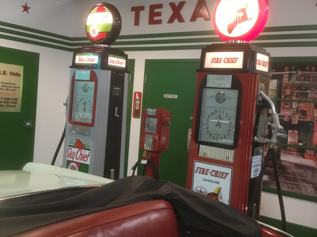 R.E. Olds Transportation Museum景点图片
