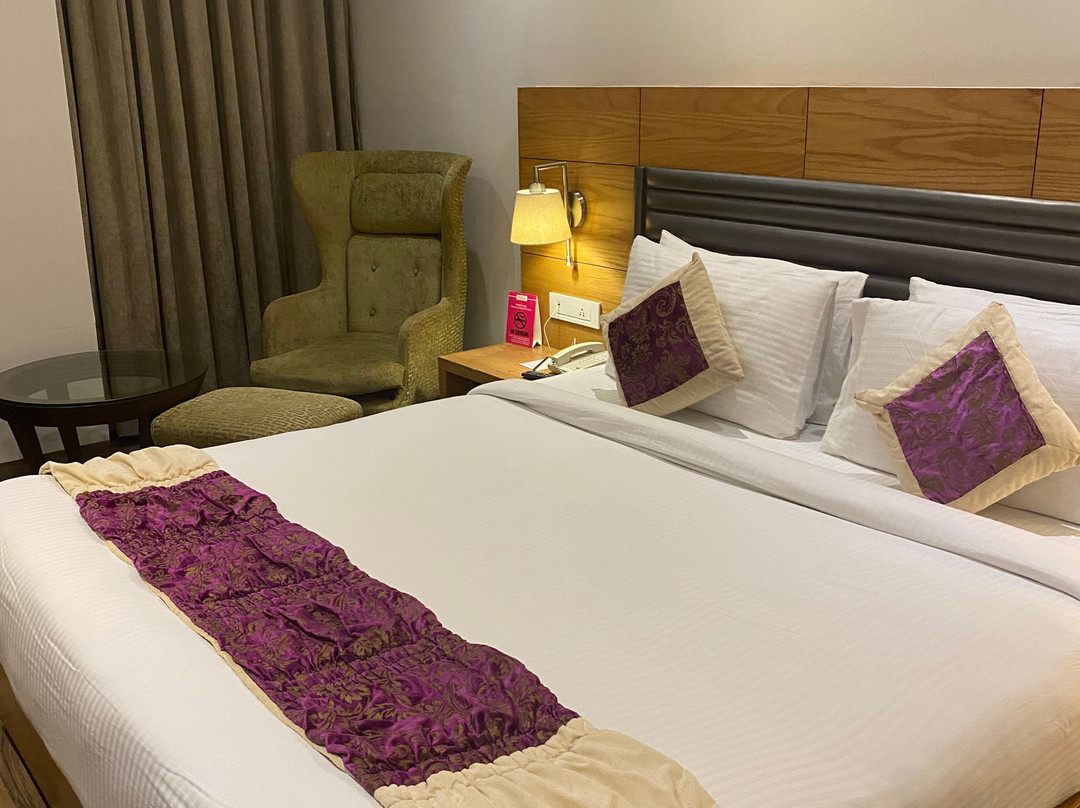 Regenta Central Cassia主图