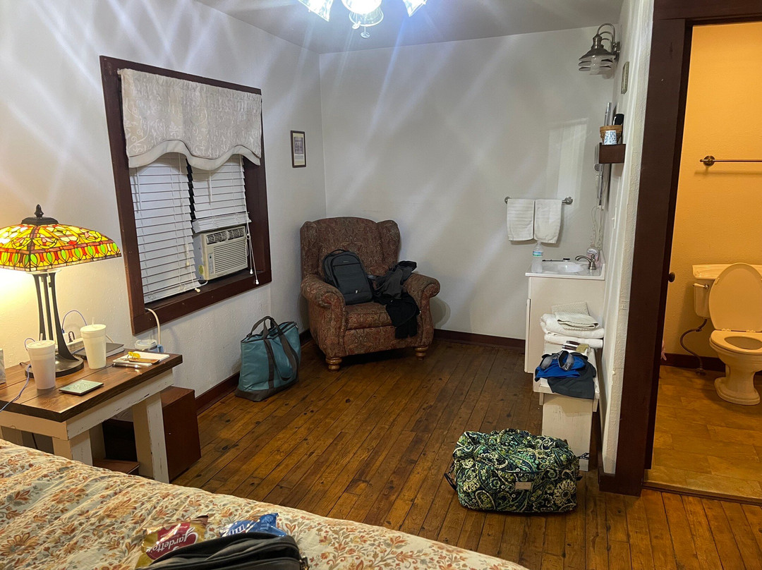 Hootie Creek Guest House主图