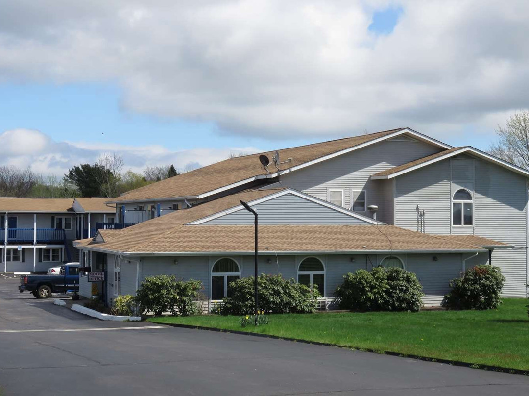 Portsmouth酒店住宿-纽波特米德尔敦旅游宾馆