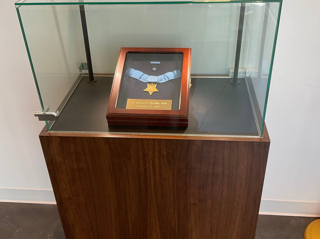 Lt Michael P. Murphy Navy Seal Museum景点图片