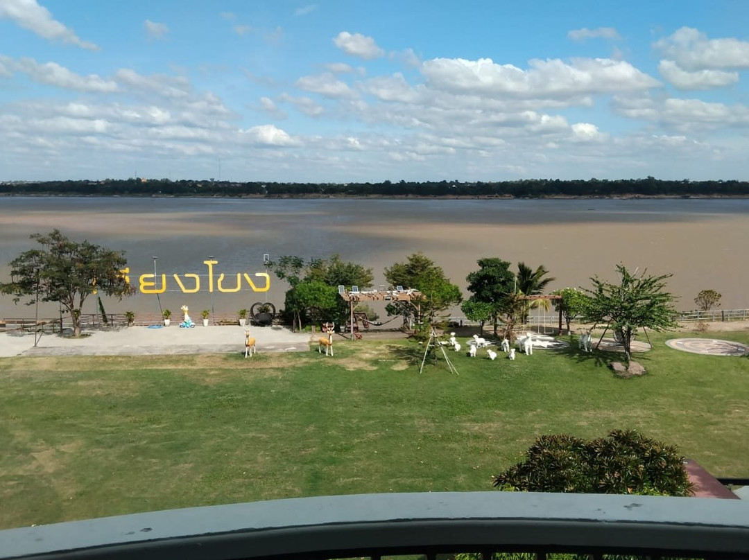 Vieng Khong Hotel主图