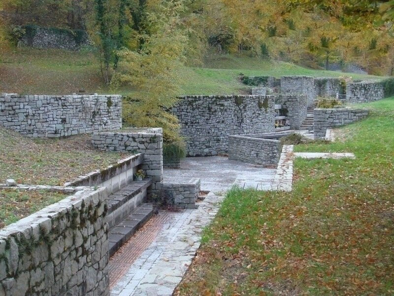 Cimitero Muda Mae景点图片