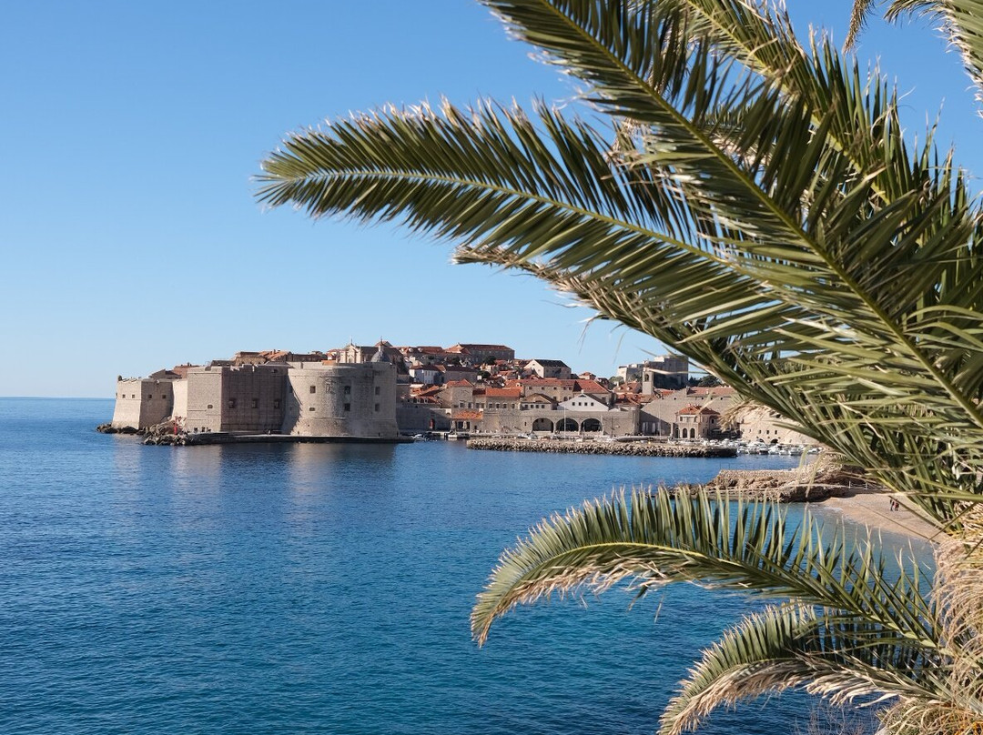 埃克萨勒斯尔酒店主图