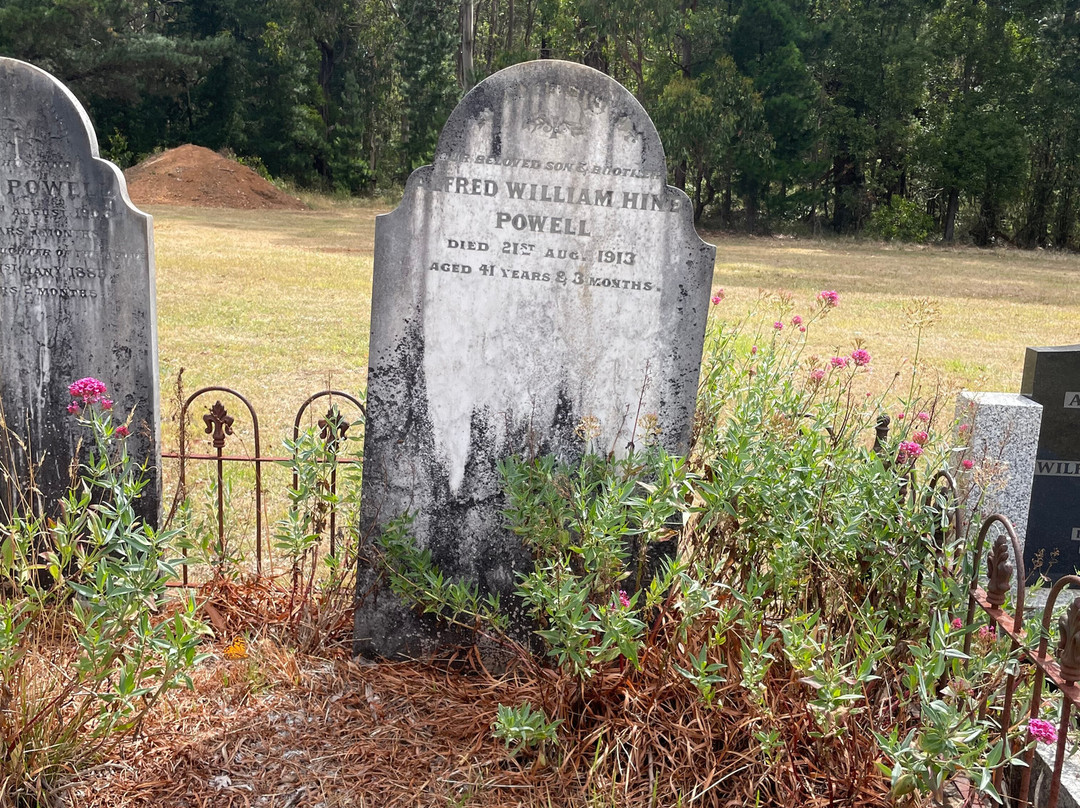 Narracan Cemetery景点图片
