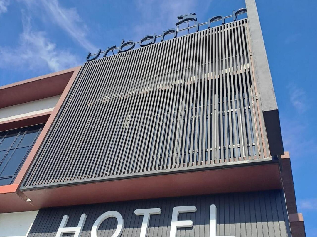 Urban Inn, Myra Meranti