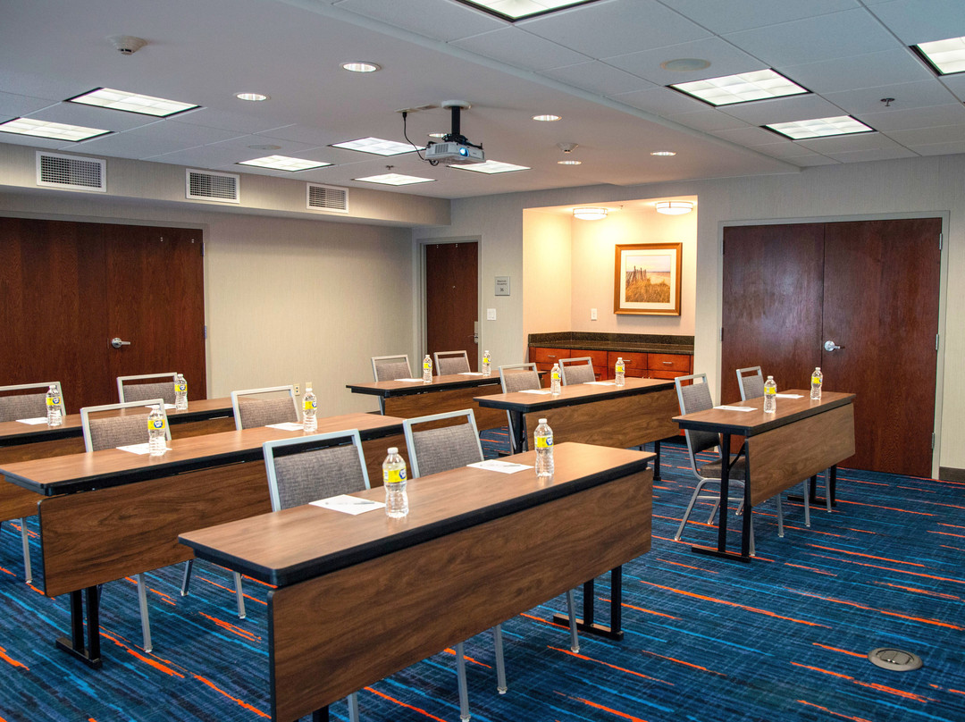 Hampton Inn & Suites Jacksonville主图