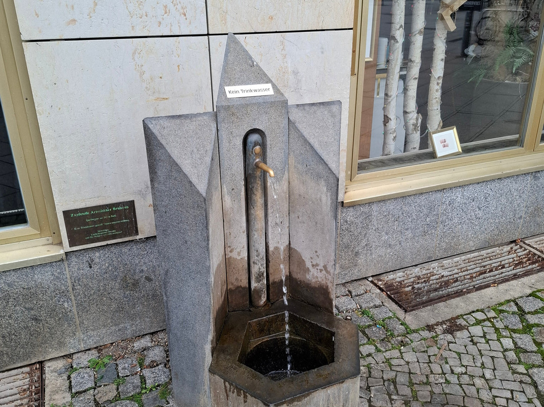 Artesischer Brunnen-德累斯顿必去景点