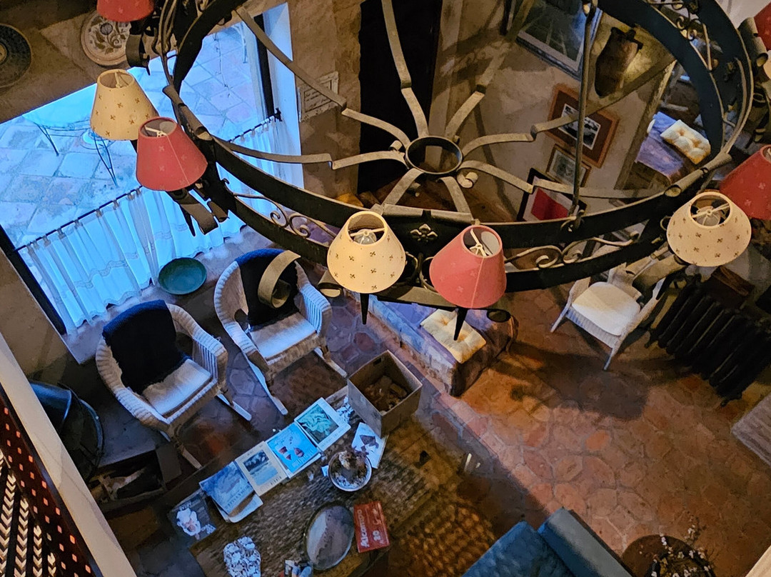 拉洛拉旅馆主图