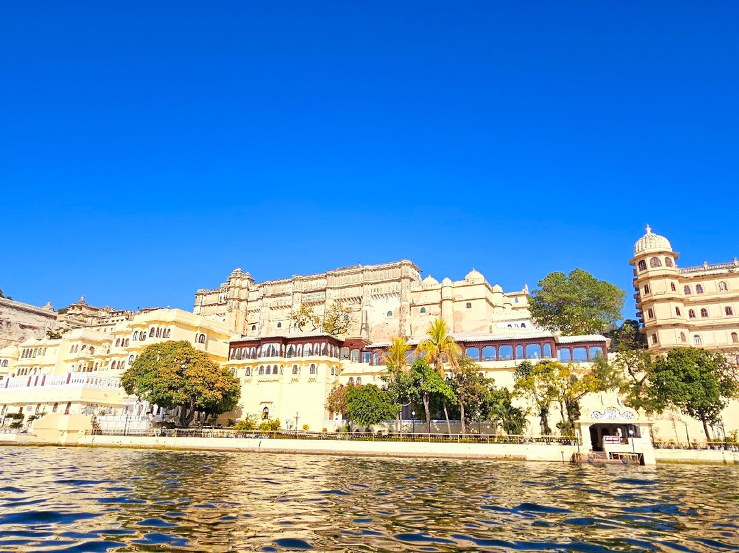 Ambrai Ghat景点图片