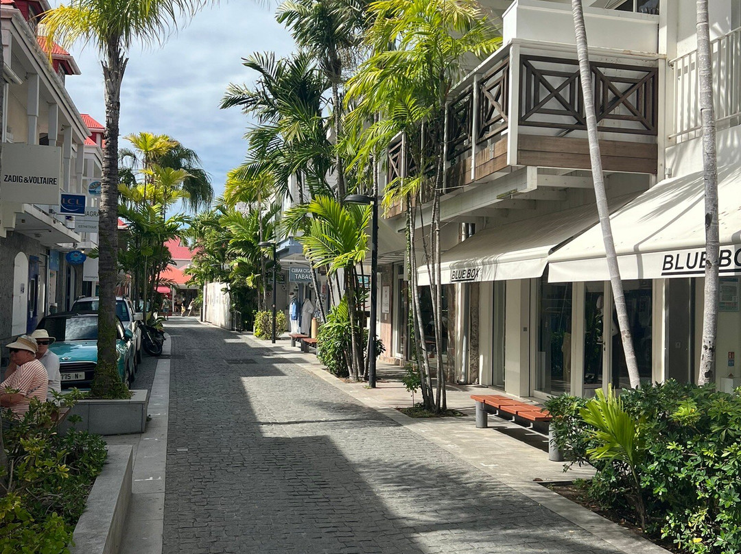 St. Jean Beach-圣让必去景点