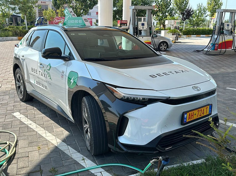 Bee Taxi Tirana-地拉那必去景点