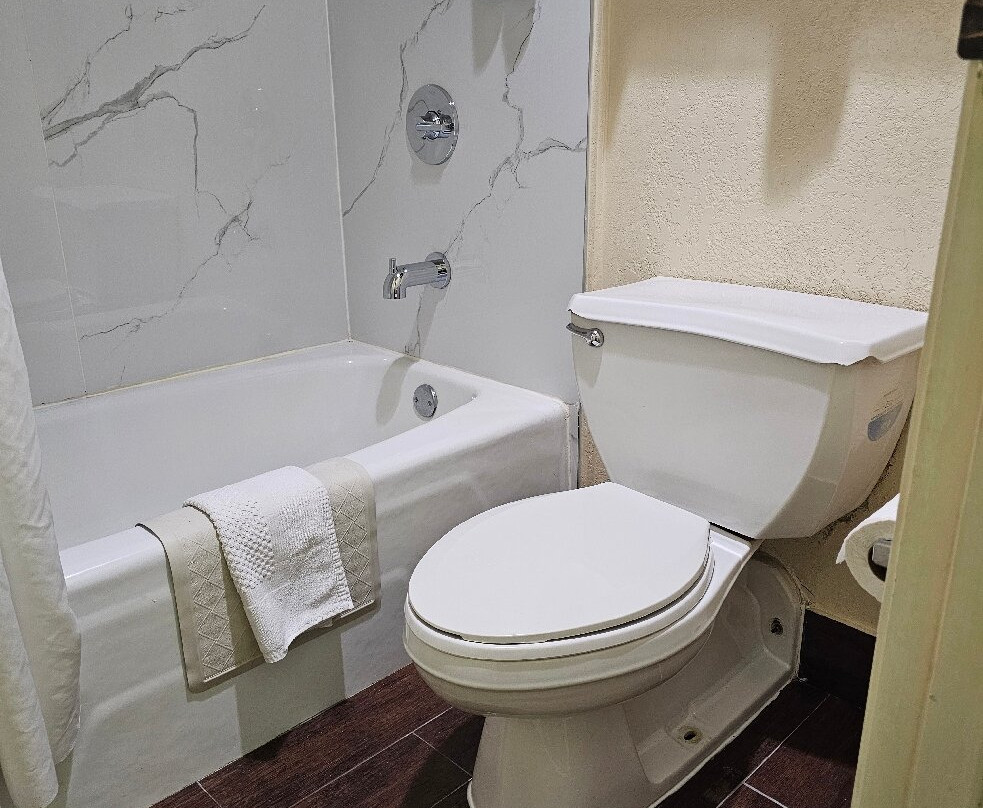 Quality Inn & Suites Mt. Chalet主图